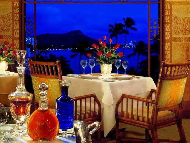 Halekulani - No Resort Fee Хонолулу Екстериор снимка A restaurant at the Four Seasons Resort